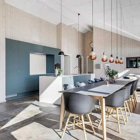 Goesta - 250m From The Sea By Interhome 度假居