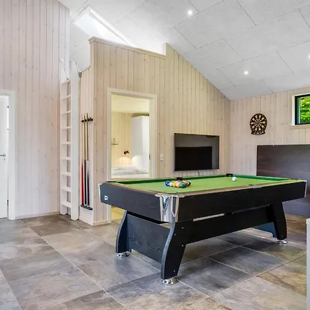 Goesta - 250m From The Sea By Interhome 하데르슬레우