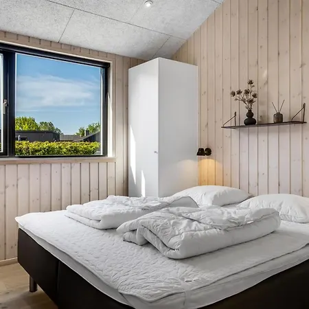 Goesta - 250m From The Sea By Interhome Ferienhaus